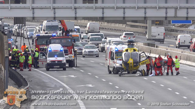 20190104 Autobahnsperre nach Verkehrsunfall auf der A2 zwischen Kottingbrunn und Bad Vöslau  Foto: © Stefan Schneider