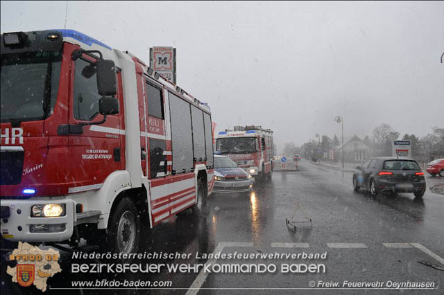 20190212 Verkehrsunfall auf der LB17 in Oeynhausen/Tribuswinkel  Foto: © FF Oeynhausen
