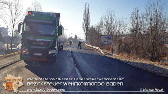 20190219 Verkehrsunfall auf der LB18 in Pottenstein Foto: © Markus Hackl FF Pottenstein 20190219 Verkehrsunfall auf der LB18 in Pottenstein Foto: © Markus Hackl FF Pottenstein