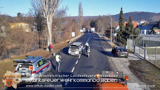 20190219 Verkehrsunfall auf der LB18 in Pottenstein Foto: © Markus Hackl FF Pottenstein 20190219 Verkehrsunfall auf der LB18 in Pottenstein Foto: © Markus Hackl FF Pottenstein