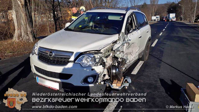 20190219 Verkehrsunfall auf der LB18 in Pottenstein Foto: © Markus Hackl FF Pottenstein 20190219 Verkehrsunfall auf der LB18 in Pottenstein Foto: © Markus Hackl FF Pottenstein