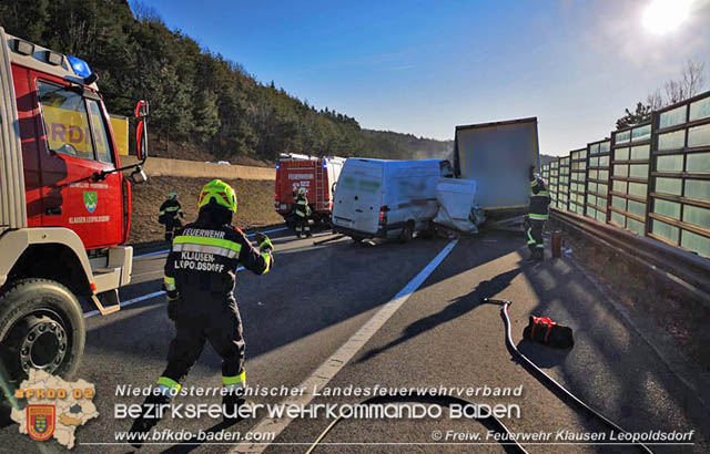 20190223 Verkehrsunfall auf der A21 zwischen Hochstra und Alland im Gemeindegebiet Klausen-Leopoldsdorf  Foto:  Herbert Fischbacher