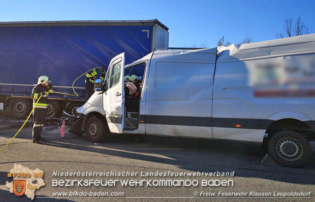 20190223 Verkehrsunfall auf der A21 zwischen Hochstra und Alland im Gemeindegebiet Klausen-Leopoldsdorf  Foto:  Herbert Fischbacher