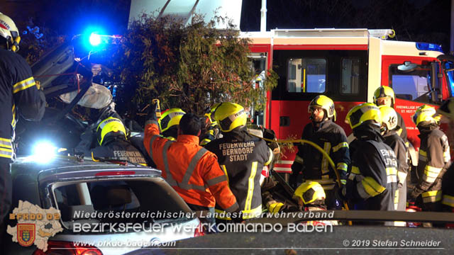 20190224 Schwerer Verkehrsunfall auf der LB18 in St.Veit a.d.Triesting  Foto: © Stefan Schneider 