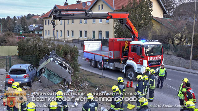 20190224 Schwerer Verkehrsunfall auf der LB18 in St.Veit a.d.Triesting  Foto: © Stefan Schneider 