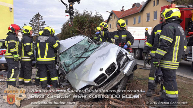 20190224 Schwerer Verkehrsunfall auf der LB18 in St.Veit a.d.Triesting  Foto: © Stefan Schneider 