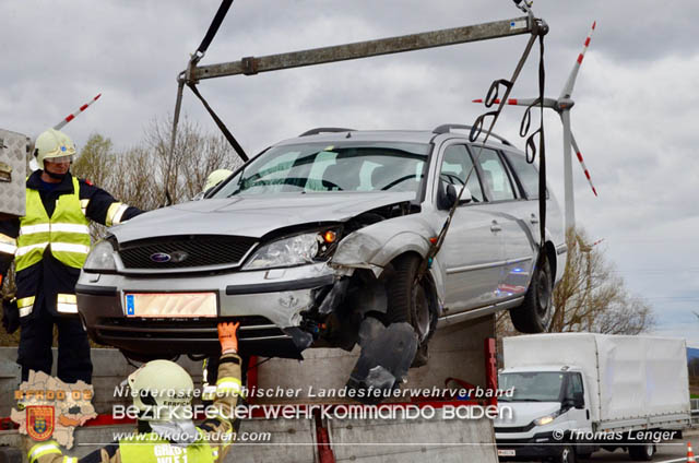 20190313 Verkehrsunfall auf der A3 zwischen Ebreichsdorf und Pottendorf  Foto:  Thomas Lenger