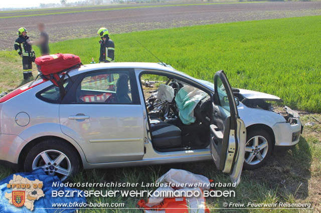 20190419 Schwerer Verkehrsunfall auf der L161 zwischen Reisenberg und Gramatneusiedl  Foto: © Freiwillige Feuerehr Reisenberg