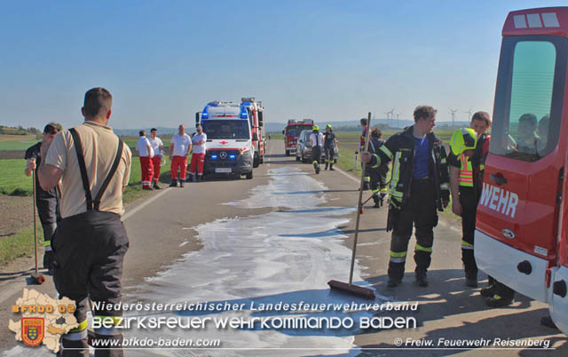 20190419 Schwerer Verkehrsunfall auf der L161 zwischen Reisenberg und Gramatneusiedl  Foto: © Freiwillige Feuerehr Reisenberg