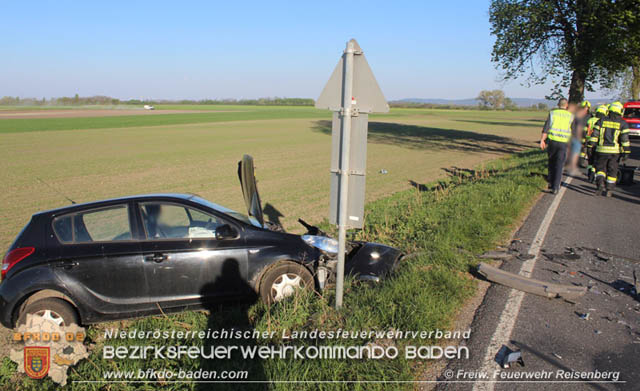 20190419 Weiterer schwerer Verkehrsunfall am Karfreitag auf der L161 zwischen Reisenberg und Gramatneusiedl  Foto: © Freiwillige Feuerwehr Reisenberg
