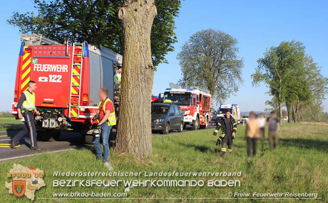 20190419 Weiterer schwerer Verkehrsunfall am Karfreitag auf der L161 zwischen Reisenberg und Gramatneusiedl  Foto: © Freiwillige Feuerwehr Reisenberg