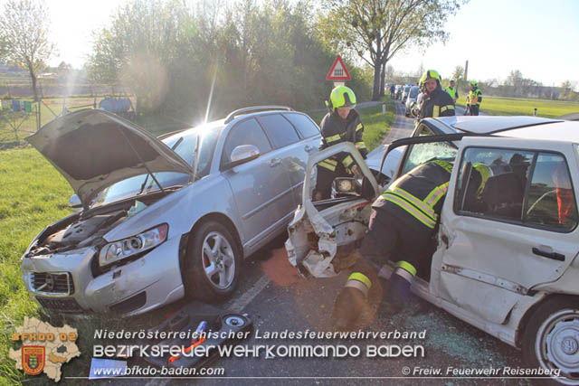 20190419 Weiterer schwerer Verkehrsunfall am Karfreitag auf der L161 zwischen Reisenberg und Gramatneusiedl  Foto: © Freiwillige Feuerwehr Reisenberg