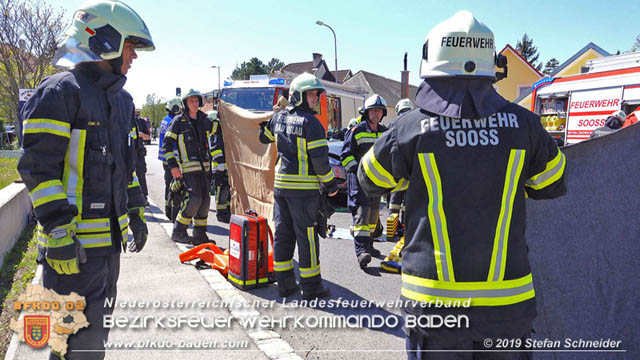 20190420 Schwerer Verkehrsunfall auf der LB212 im Ortsgebiet von Sooss Foto: © Stefan Schneider 20190420 Schwerer Verkehrsunfall auf der LB212 im Ortsgebiet von Sooss Foto: © Stefan Schneider