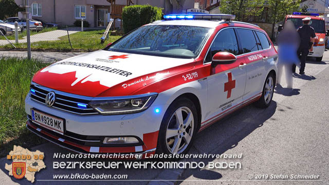 20190420 Schwerer Verkehrsunfall auf der LB212 im Ortsgebiet von Sooss Foto: © Stefan Schneider 20190420 Schwerer Verkehrsunfall auf der LB212 im Ortsgebiet von Sooss Foto: © Stefan Schneider