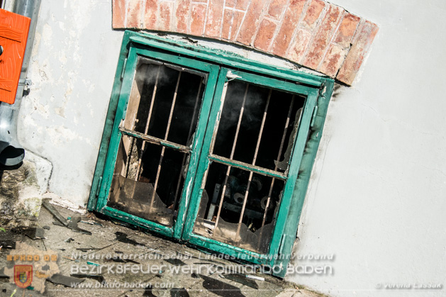 20190422 Kellerbrand Bad Vöslau - Foto: Verena Lassak und Daniel Wirth 20190422 Kellerbrand Bad Vöslau - Foto: Verena Lassak und Daniel Wirth
