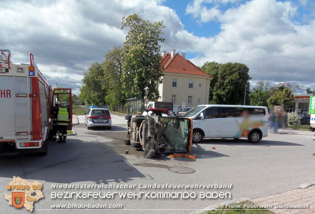 20190510 Verkehrsunfall im Zentrum Blumau-Neurihof  Foto:  Freiwillige Feuerwehr Gnselsdorf