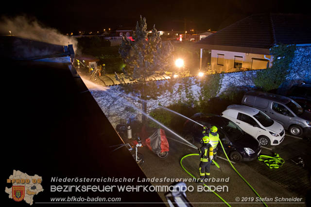 20190512 Großbrand mit gefährlichen Detonationen bei einem Autohaus im Gewerbegebiet Tribuswinkel-Oeynhausen   Foto: © Stefan Schneider