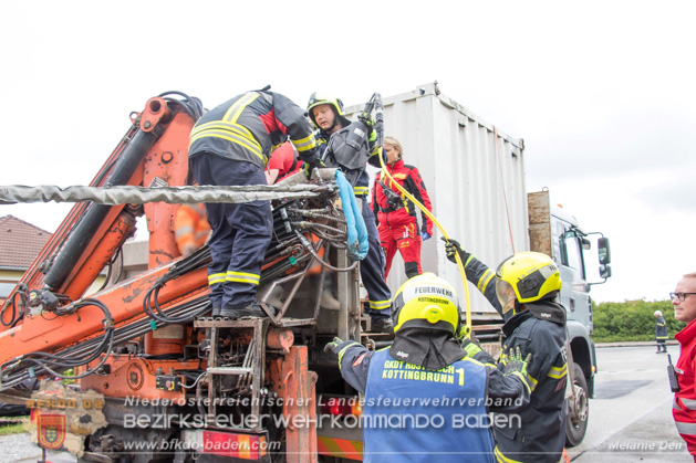 20190520 Menschenrettung Kottingbrunn - Foto: Melanie Deli 20190520 Menschenrettung Kottingbrunn - Foto: Melanie Deli