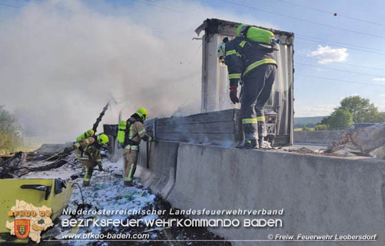 20190524 Schwerer LKW Unfall auf der A2 zwischen Wllersdorf u. Leobersdorf  Foto:   FF Leobersdorf