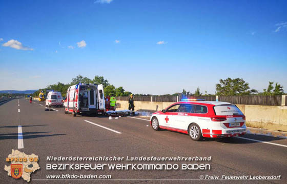 20190524 Schwerer LKW Unfall auf der A2 zwischen Wöllersdorf u. Leobersdorf Foto: © FF Leobersdorf 20190524 Schwerer LKW Unfall auf der A2 zwischen Wöllersdorf u. Leobersdorf Foto: © FF Leobersdorf
