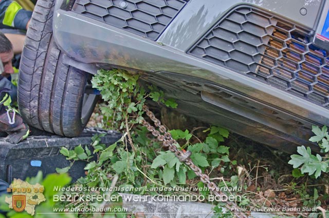 20190630 Verkehrsunfall mit mehreren Verletzten auf der LB210 im Helenental Fotos: © FF Baden-Stadt Martin Grassl u. Martin Lichtenauer 20190630 Verkehrsunfall mit mehreren Verletzten auf der LB210 im Helenental Fotos: © FF Baden-Stadt Martin Grassl u. Martin Lichtenauer
