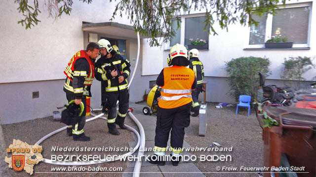 20190706 Kchenbrand in Badener Mehrparteien-Wohnhausanlage rasch gelscht  Foto:  Stefan Schneider FF Baden-Stadt