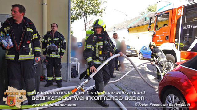 20190706 Kchenbrand in Badener Mehrparteien-Wohnhausanlage rasch gelscht  Foto:  Stefan Schneider FF Baden-Stadt