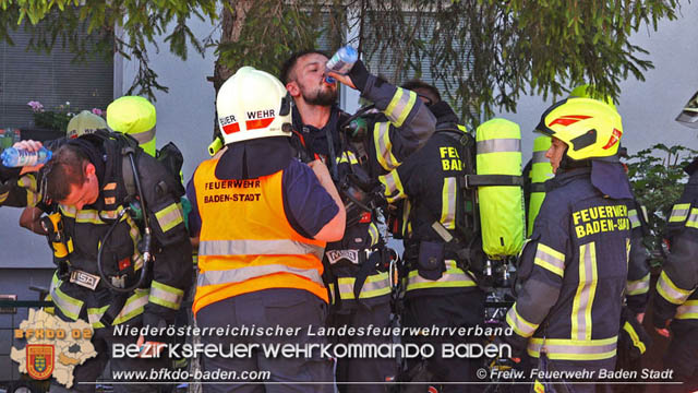 20190706 Kchenbrand in Badener Mehrparteien-Wohnhausanlage rasch gelscht  Foto:  Stefan Schneider FF Baden-Stadt