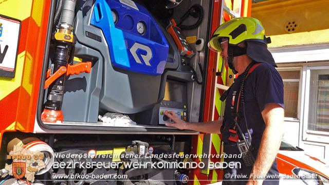 20190706 Kchenbrand in Badener Mehrparteien-Wohnhausanlage rasch gelscht  Foto:  Stefan Schneider FF Baden-Stadt