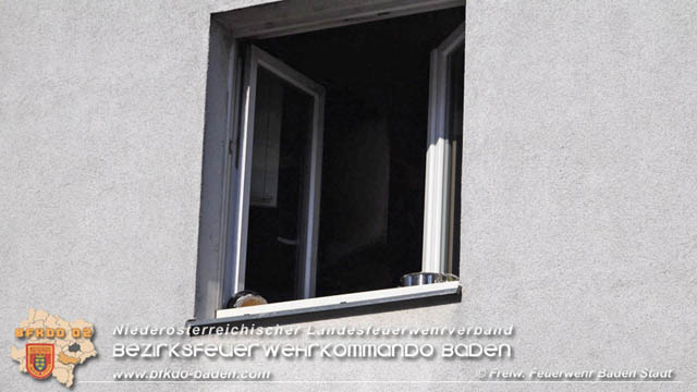 20190706 Küchenbrand in Badener Mehrparteien-Wohnhausanlage rasch gelöscht Foto: © Stefan Schneider FF Baden-Stadt 20190706 Küchenbrand in Badener Mehrparteien-Wohnhausanlage rasch gelöscht Foto: © Stefan Schneider FF Baden-Stadt