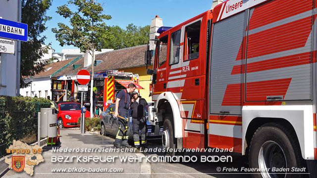 20190706 Kchenbrand in Badener Mehrparteien-Wohnhausanlage rasch gelscht  Foto:  Stefan Schneider FF Baden-Stadt