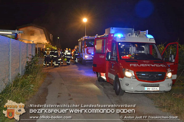 20190713 Brand in einem Traiskirchener Kleingartenhaus Foto: © Anton Judt FF Traiskirchen-Stadt 20190713 Brand in einem Traiskirchener Kleingartenhaus Foto: © Anton Judt FF Traiskirchen-Stadt