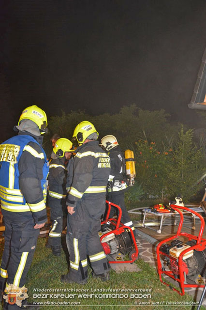 20190713 Brand in einem Traiskirchener Kleingartenhaus Foto: © Anton Judt FF Traiskirchen-Stadt 20190713 Brand in einem Traiskirchener Kleingartenhaus Foto: © Anton Judt FF Traiskirchen-Stadt