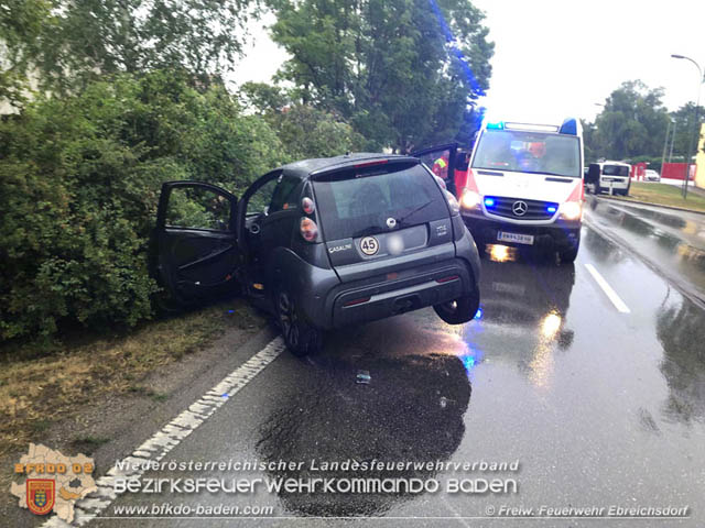 20190713 Verkehrsunfall in Ebreichsdorf  Foto: © Freiwillige Feuerwehr Ebreichsdorf