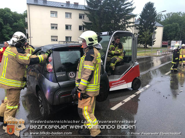 20190713 Verkehrsunfall in Ebreichsdorf  Foto: © Freiwillige Feuerwehr Ebreichsdorf