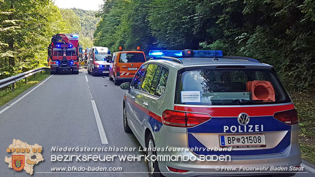20190716 Verkehrsunfall auf der LB210 Helenental  Fotos: © Markus Hanel FF Baden-Stadt