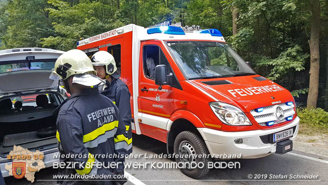 20190716 Verkehrsunfall auf der LB210 Helenental  Fotos: © Stefan Schneider FF Baden-Stadt
