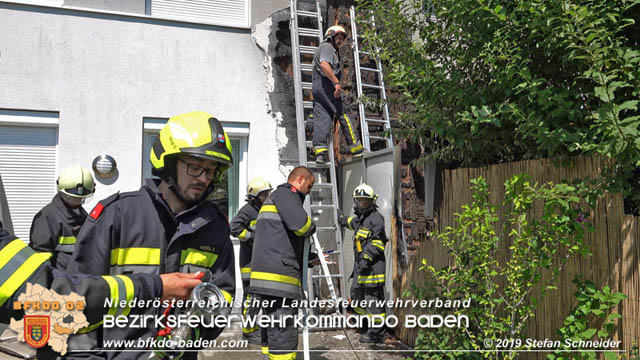 20190724 Brand bei einer Tattendorfer Reihenhausanlage  Foto: © Stefan Schneider