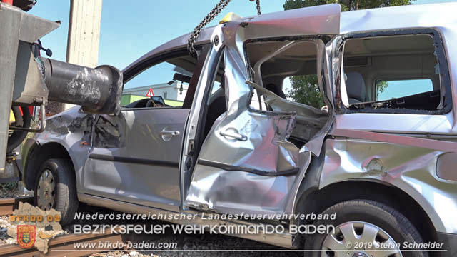 20190827 Verkehrsunfall in Traiskirchen  Foto:  Stefan Schneider