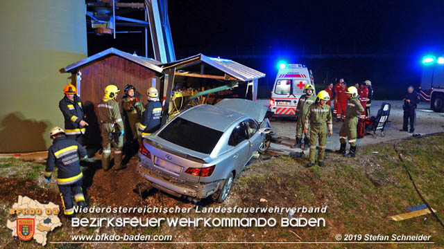 20191004 Verkehrsunfall zwischen Günselsdorf (Gemeindegebiet Schönau a.d.Triesting) und Sollenau  Foto: © Stefan Schneider