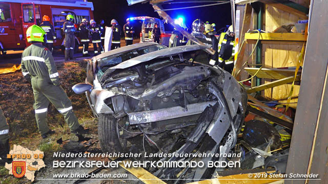 20191004 Verkehrsunfall zwischen Gnselsdorf (Gemeindegebiet Schnau a.d.Triesting) und Sollenau  Foto:  Stefan Schneider