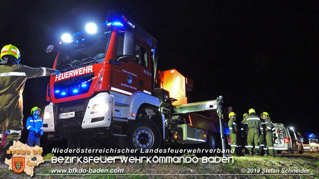 20191004 Verkehrsunfall zwischen Gnselsdorf (Gemeindegebiet Schnau a.d.Triesting) und Sollenau  Foto:  Stefan Schneider