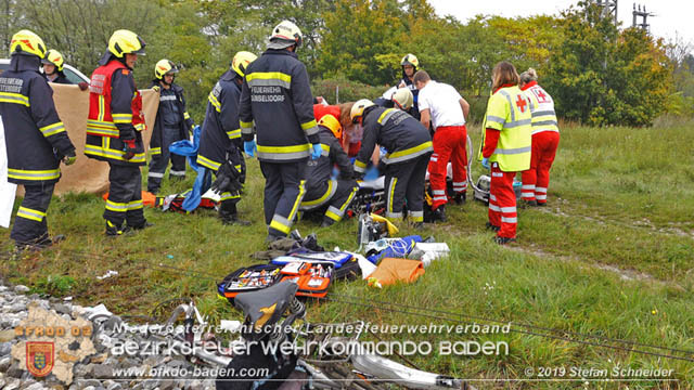 20191014 Pensionist mit Rad bei einem unbeschranktem Bahnübergang in Tattendorf von Zug erfasst und schwer verletzt  Foto: © Stefan Schneider