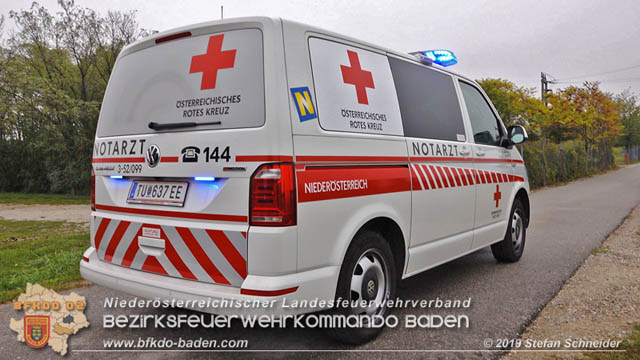 20191014 Pensionist mit Rad bei einem unbeschranktem Bahnübergang in Tattendorf von Zug erfasst und schwer verletzt Foto: © Stefan Schneider 20191014 Pensionist mit Rad bei einem unbeschranktem Bahnübergang in Tattendorf von Zug erfasst und schwer verletzt Foto: © Stefan Schneider