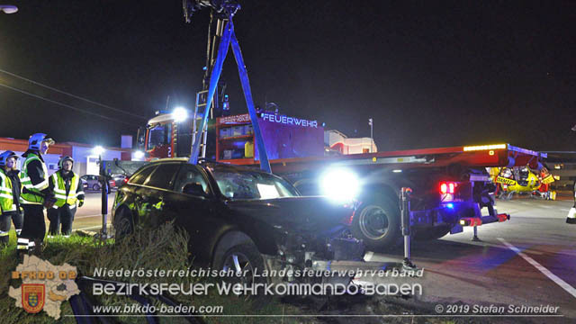 20191017 Frontalzusammenstoß zweier Pkw auf der LB17 bei Möllerdorf  Foto: © Stefan Schneider