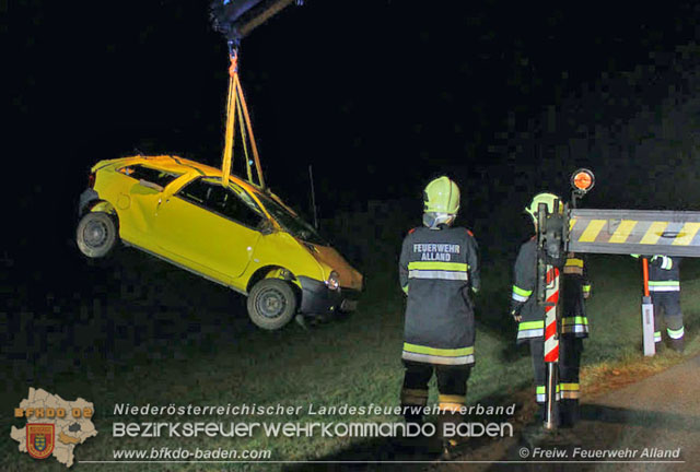 20191207 Verkehrsunfall auf der L4001 bei Mayerling  Foto:  FF Alland