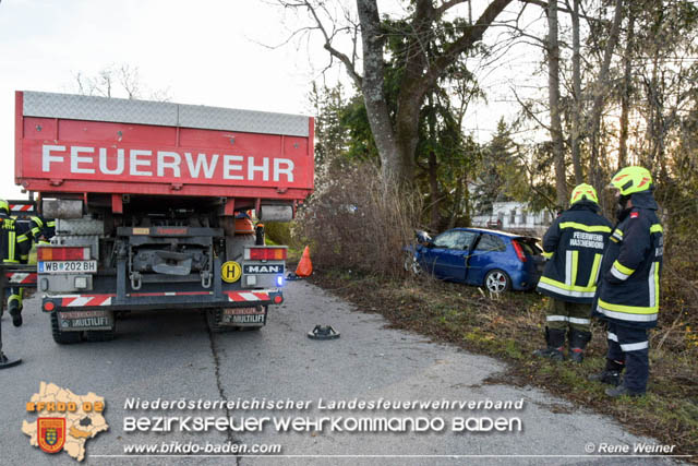 20191224 Verkehrsunfall zwischen Siegersdorf (BN) und Haschendorf (WN)  Foto:  ASB Rene Weiner AFKDO Ebreichsdorf