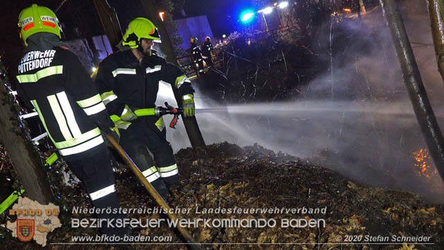 20200101 Böschungsbrand in Pottendorf 20200101 Böschungsbrand in Pottendorf