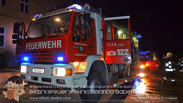 20200101 Müllinselbrand in Traiskirchen 20200101 Müllinselbrand in Traiskirchen