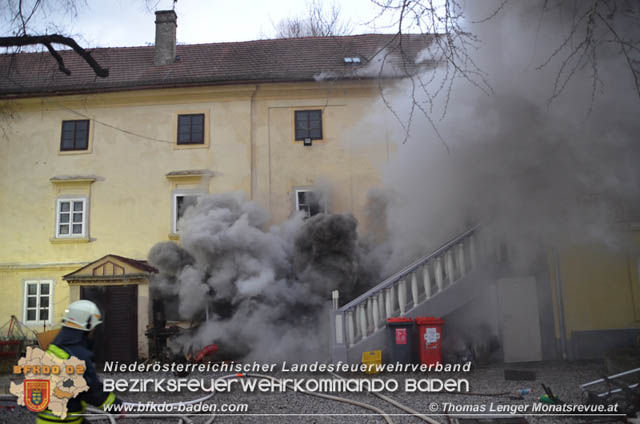 20200111 Brand eines alten Ebreichsdorfer Mehrparteienwohnhaus Fotos: © Thomas Lenger Monatsrevue.at 20200111 Brand eines alten Ebreichsdorfer Mehrparteienwohnhaus Fotos: © Thomas Lenger Monatsrevue.at